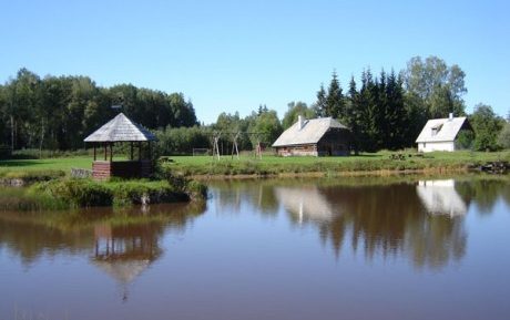 Dravnieki, brīvdienu māja